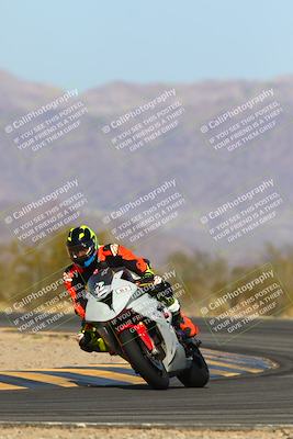 media/Mar-20-2025-Racers Edge (Thu) [[0731d8e3a1]]/2-B Group/Session 2 (Turn 7)/